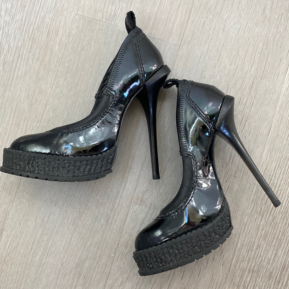Unique Brand Biker Chic Oil Look Motorcycle Style Black Heels Pumps